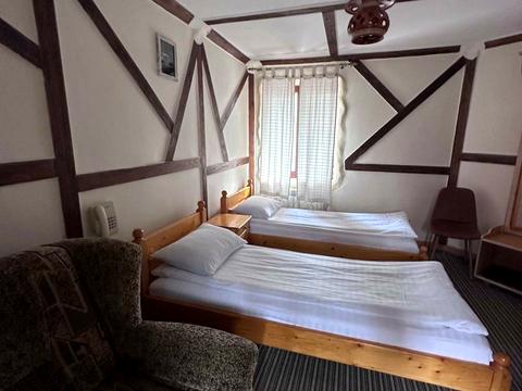 коммерческая по адресу с. Поляница, Тернопільська, 100