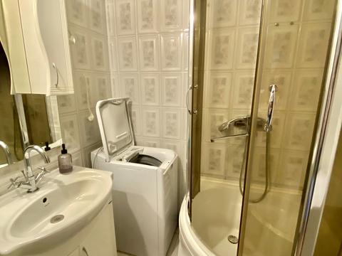 квартира за адресою Автозаводська вул., 77