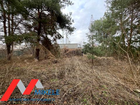 будинок за адресою смт. Козин, 2 лінія, 1