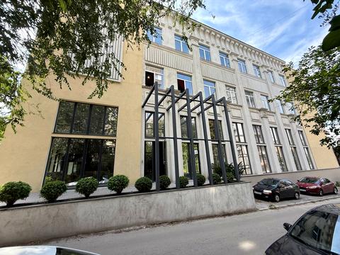 комерційна за адресою Олександра Поля просп. (Кірова), 46