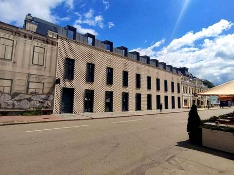 коммерческая по адресу Сагайдачного Петра ул., 18