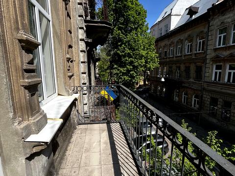 квартира за адресою Богдана Лепкого вул., 10