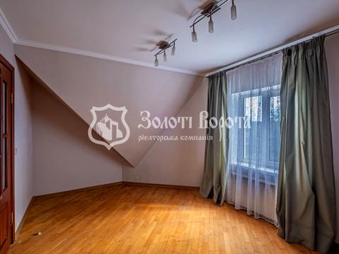 будинок за адресою с. Гавронщина, Жовтнева, 8а