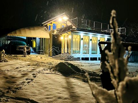 дом по адресу Світла