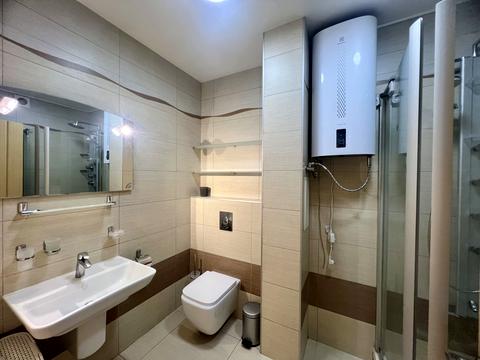 квартира за адресою Саперно-Слобідська вул., 8