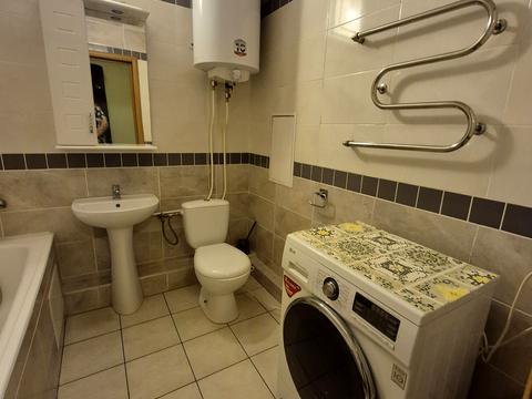 квартира за адресою Воскресенська вул., 12-В