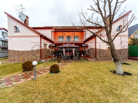 будинок за адресою Лісна