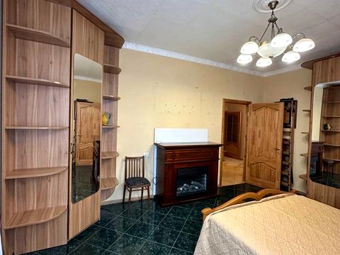 квартира за адресою Університетська вул., 2-Р