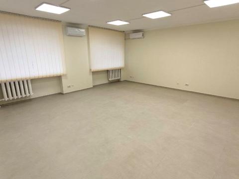 комерційна за адресою Ніла Армстронга вул. (Казакова), 1д