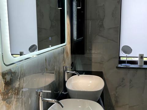 будинок за адресою Захисників Маріуполя вул. (Костромська)