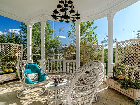 будинок за адресою вул. Редутна