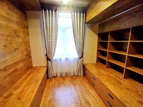 будинок за адресою Анатолія Солов'яненка вул.