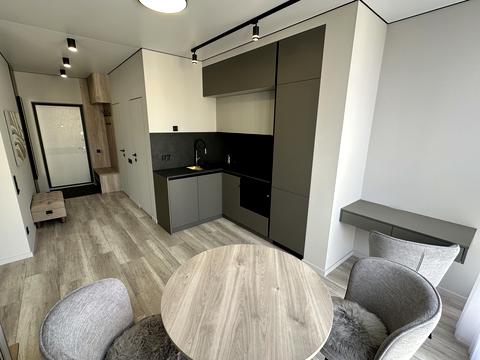 квартира за адресою Ревуцького вул., 40-В