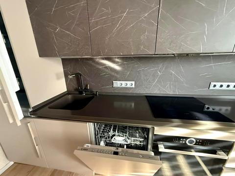 квартира за адресою Олександра Хіри вул., 5