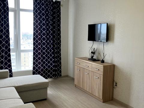 квартира за адресою Михайла Грушевського вул., 30в