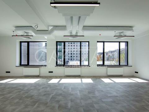 комерційна за адресою Саксаганського вул., 53/80