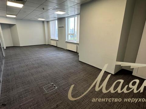 комерційна за адресою Автозаводська вул., 54/19