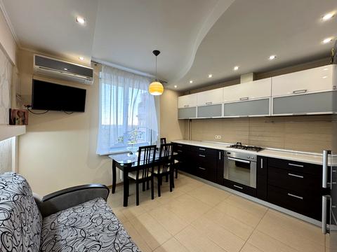квартира за адресою Паркова вул., 77