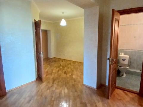 квартира за адресою Тролейбусна вул., 26