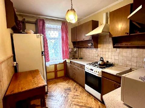 квартира за адресою Повітряна вул., 65