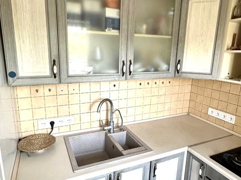 квартира за адресою Абрикосова, 5
