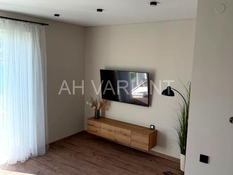 будинок за адресою с. Оноківці, Кленова