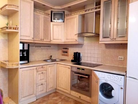 квартира за адресою Анни Ахматової вул., 16-Б