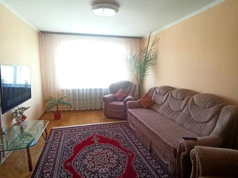 квартира по адресу Степана Бандери ул., 10/2