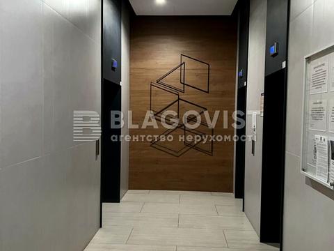 квартира за адресою Зарічна вул., 4