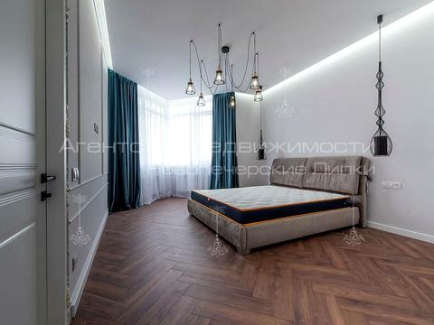 квартира за адресою Андрія Верхогляда вул. (Михайла Драгомирова), 14-А