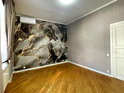 комерційна за адресою Чеховський пров., 8