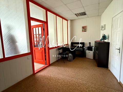 комерційна за адресою Робоча вул., 23В