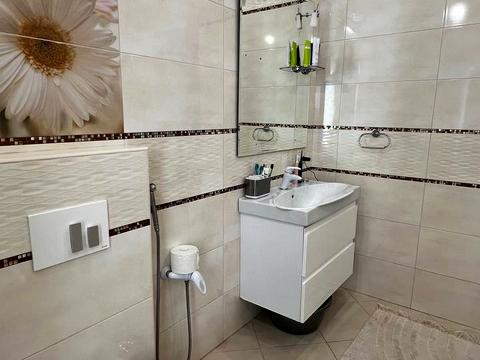 будинок за адресою Центральна вул., 8А