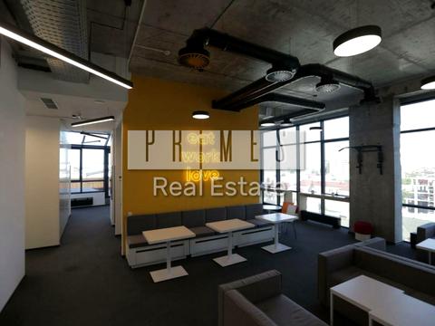 комерційна за адресою Кирилівська вул. (Фрунзе), 15/1