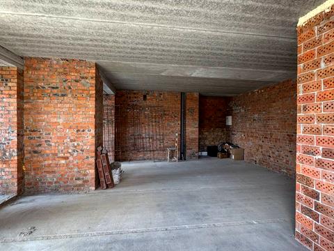 комерційна за адресою Миру просп., 96