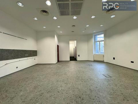 коммерческая по адресу Музейний пер., 4