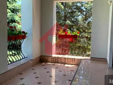 коммерческая по адресу Корятовича пл., 53