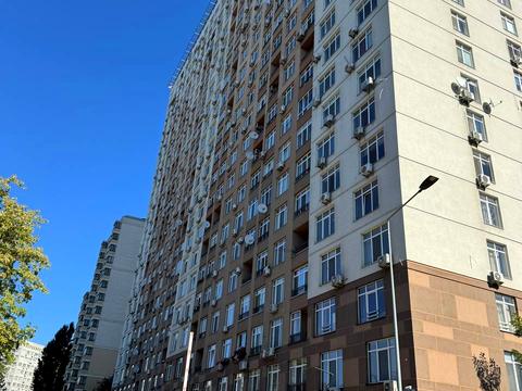квартира за адресою Ованеса Туманяна вул., 3