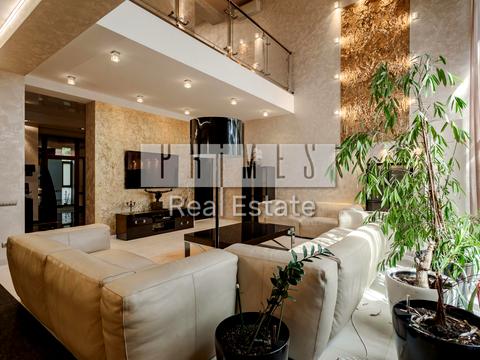 будинок за адресою Осіння