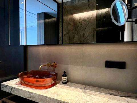 квартира за адресою Андрія Верхогляда вул. (Михайла Драгомирова), 20