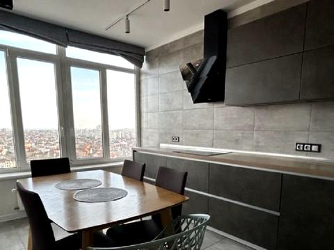 квартира за адресою Жаботинського вул. (Пролетарская улица), 56а