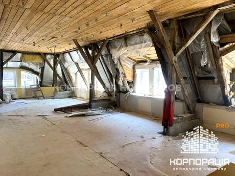 комерційна за адресою Корзо вул., 1