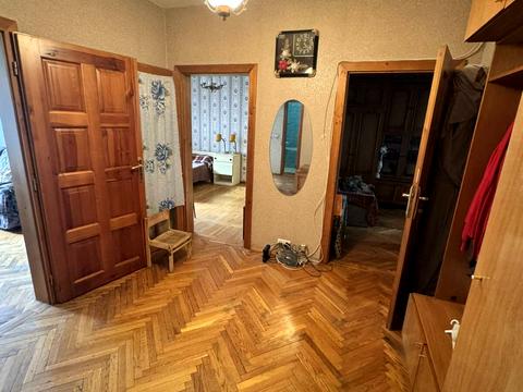 квартира за адресою Київ, Квітневий пров., 1-Б