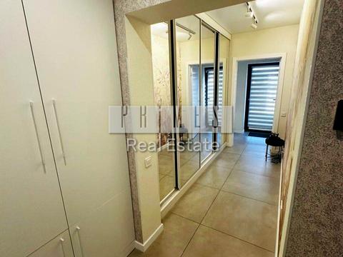 будинок за адресою Лютнева вул.