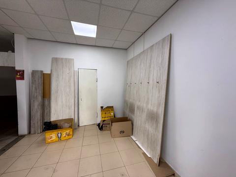 комерційна за адресою Стрийська вул., 57