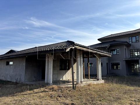 будинок за адресою с. Княжичі, Ялинкова