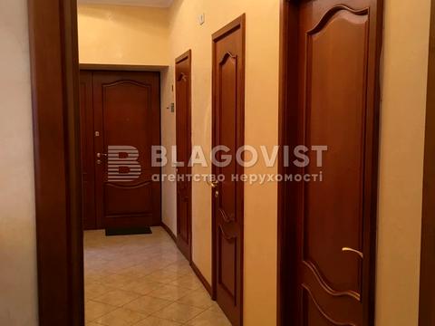 комерційна за адресою Банкова вул., 12