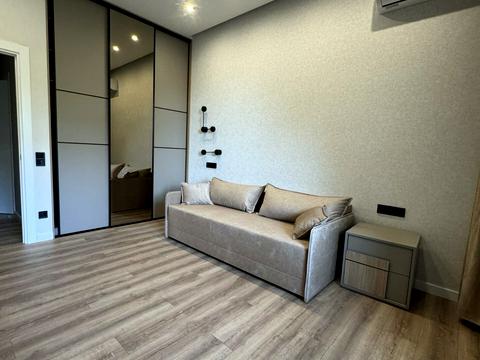 квартира по адресу Гарета Джонса ул. (Сімʼї Хохлових), 12