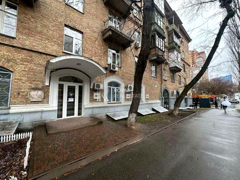 комерційна за адресою Професора Підвисоцького вул., 10/10