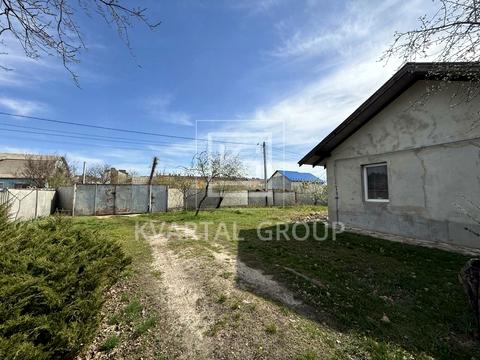 будинок за адресою вишнева, 4